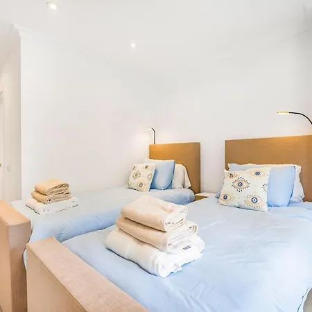 아파트 Amazing With Sea View In Puerto Banus *