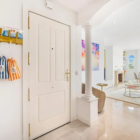 Apartment Amazing With Sea View In Puerto Banus
