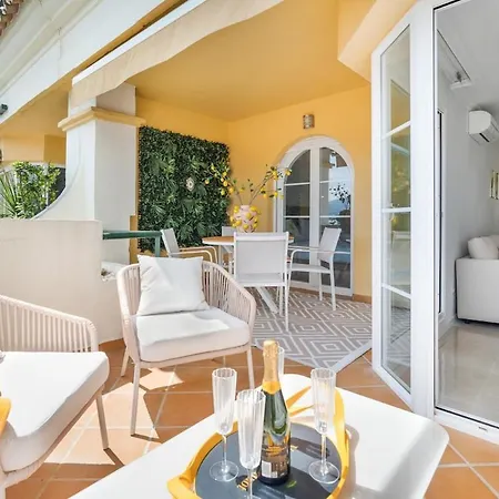 아파트 Amazing With Sea View In Puerto Banus 마르베야